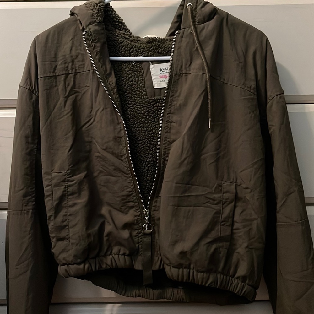 Green cropped jacket